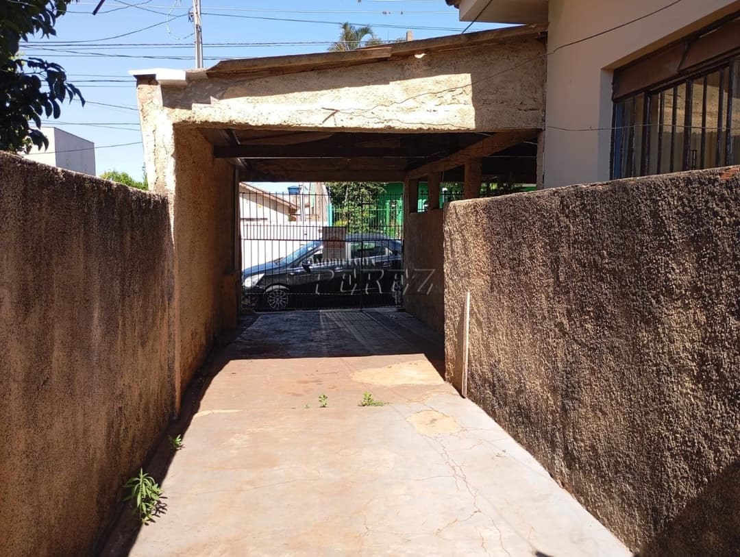 Casa de fundos para alugar na região leste de Londrina - Foto 1