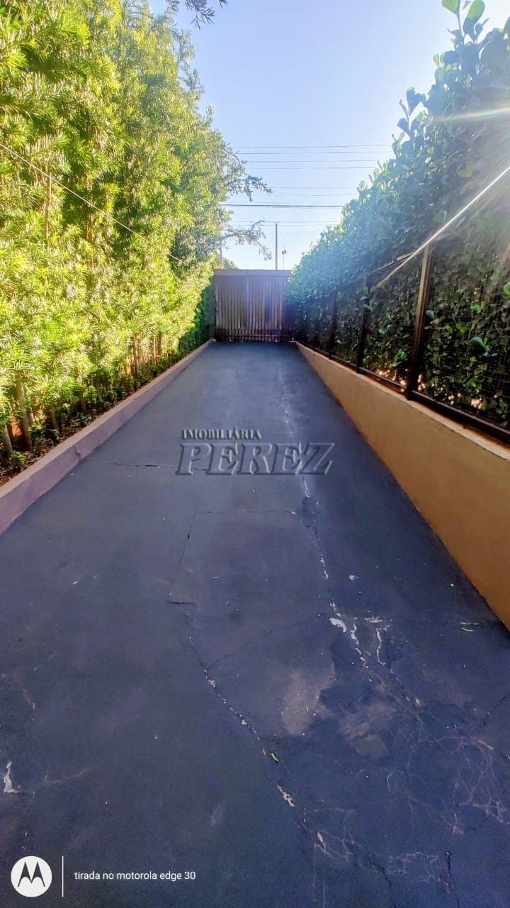 Casa à venda, com piscina e amplo terreno no Bairro Piza - conforto e lazer na Zona Sul de Londrina! - Foto 19