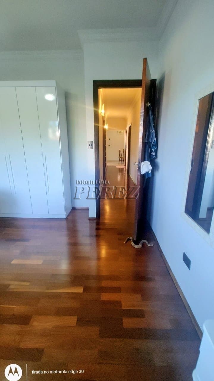 Casa à venda, com piscina e amplo terreno no Bairro Piza - conforto e lazer na Zona Sul de Londrina! - Foto 6