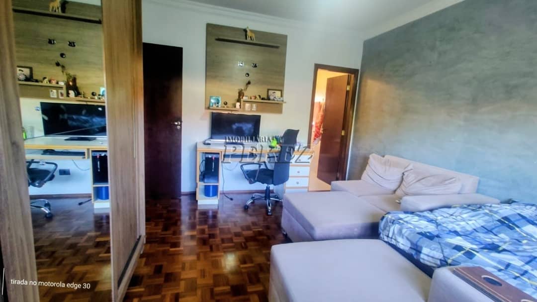 Casa à venda, com piscina e amplo terreno no Bairro Piza - conforto e lazer na Zona Sul de Londrina! - Foto 2