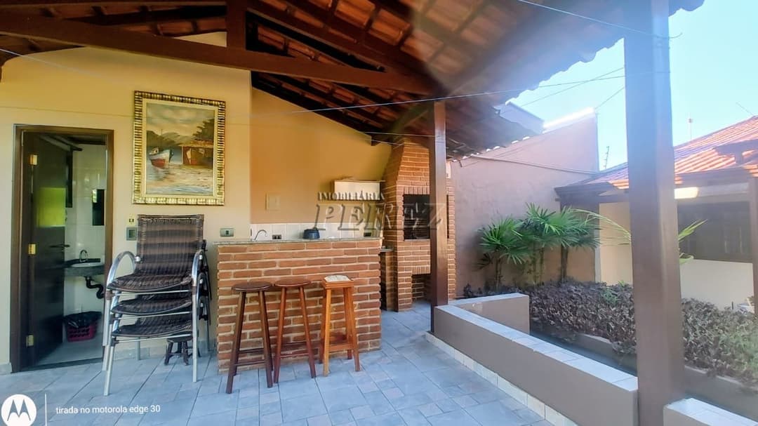 Casa à venda, com piscina e amplo terreno no Bairro Piza - conforto e lazer na Zona Sul de Londrina! - Foto 16