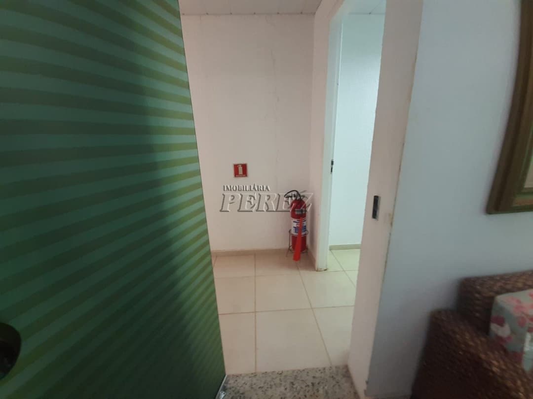 Sala comercial mobiliada para alugar na Rua Ibiporã - Centro de Londrina - Foto 11