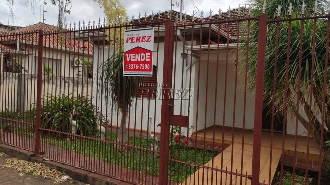 Casa à venda na região central em Londrina - Amplo Terreno e Potencial Residencial ou Comercial! - Foto 0