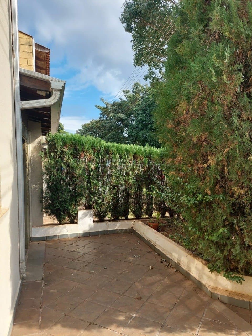 Sobrado à venda no Residencial Ilha Bela - conforto e segurança na região leste de Londrina! - Foto 13