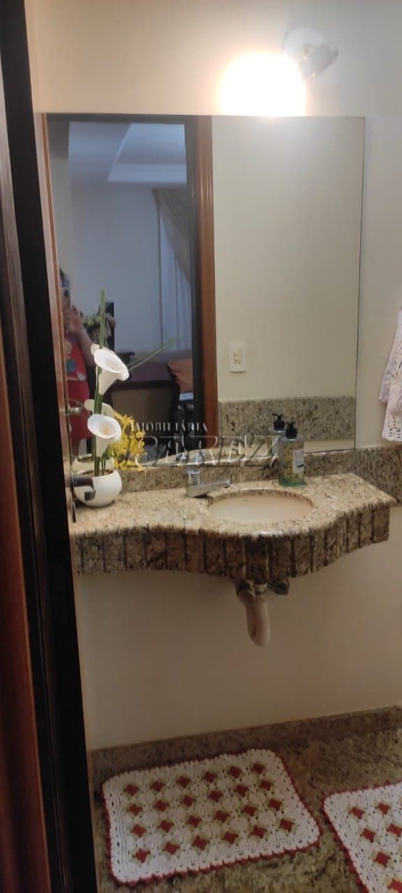 Apartamento no Antônio Paulino, de 3 quartos, 158 m² à venda no Vitória - Londrina/PR - Foto 13