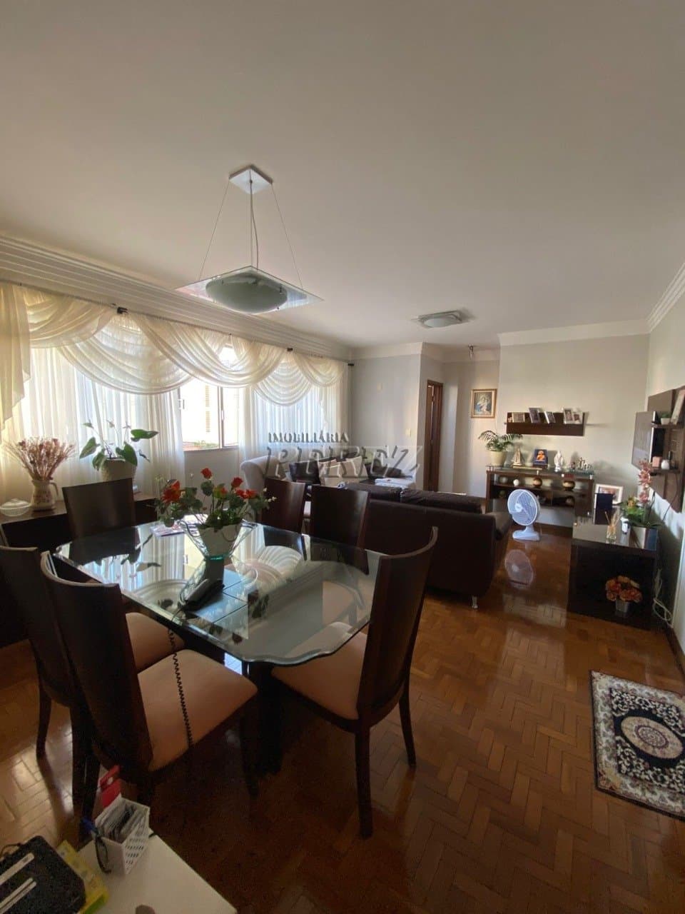 Apartamento à venda, Espaçoso na Rua Espírito Santo - Conforto e Praticidade no Centro de Londrina! - Foto 1