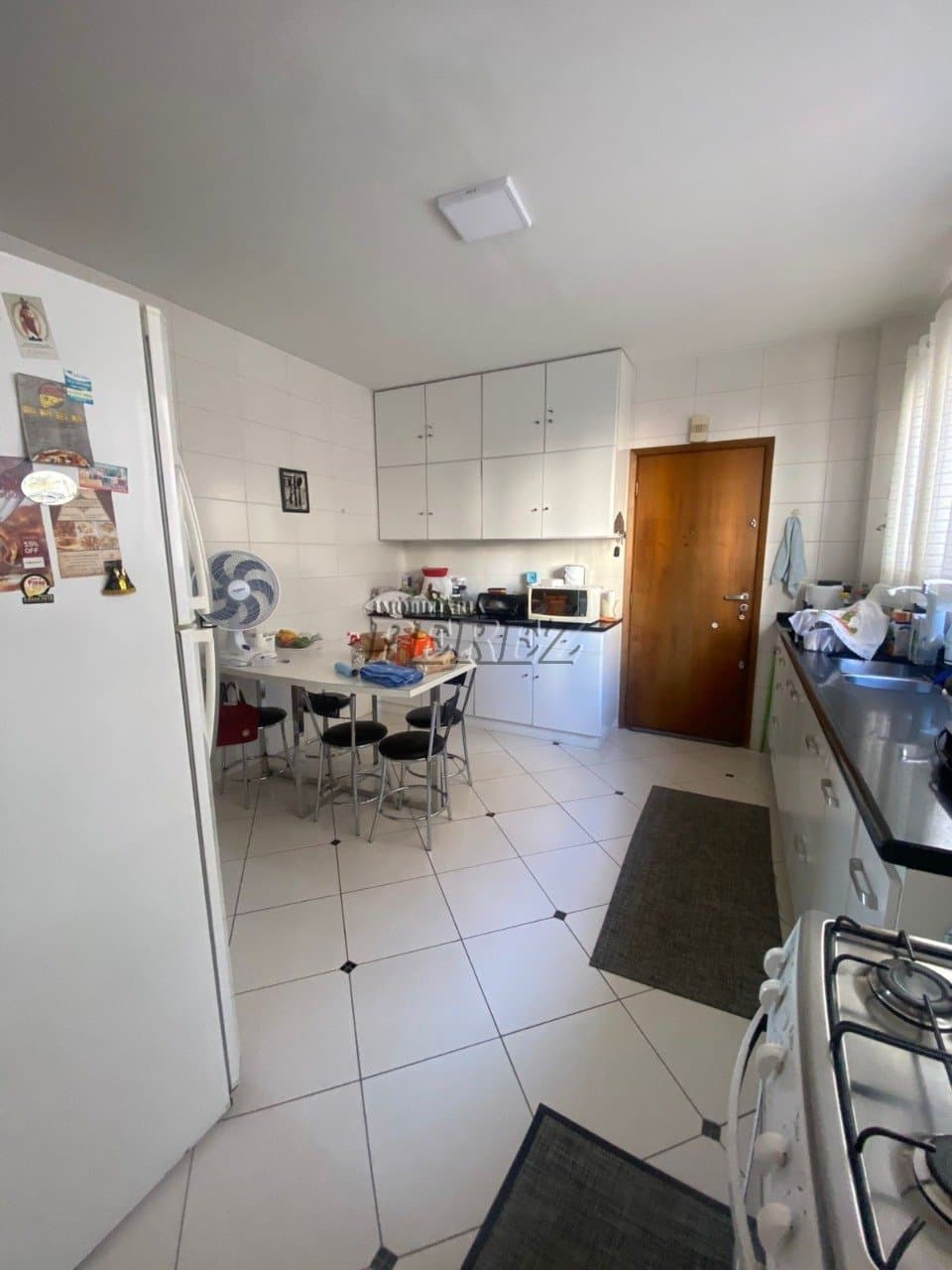 Apartamento à venda, Espaçoso na Rua Espírito Santo - Conforto e Praticidade no Centro de Londrina! - Foto 4