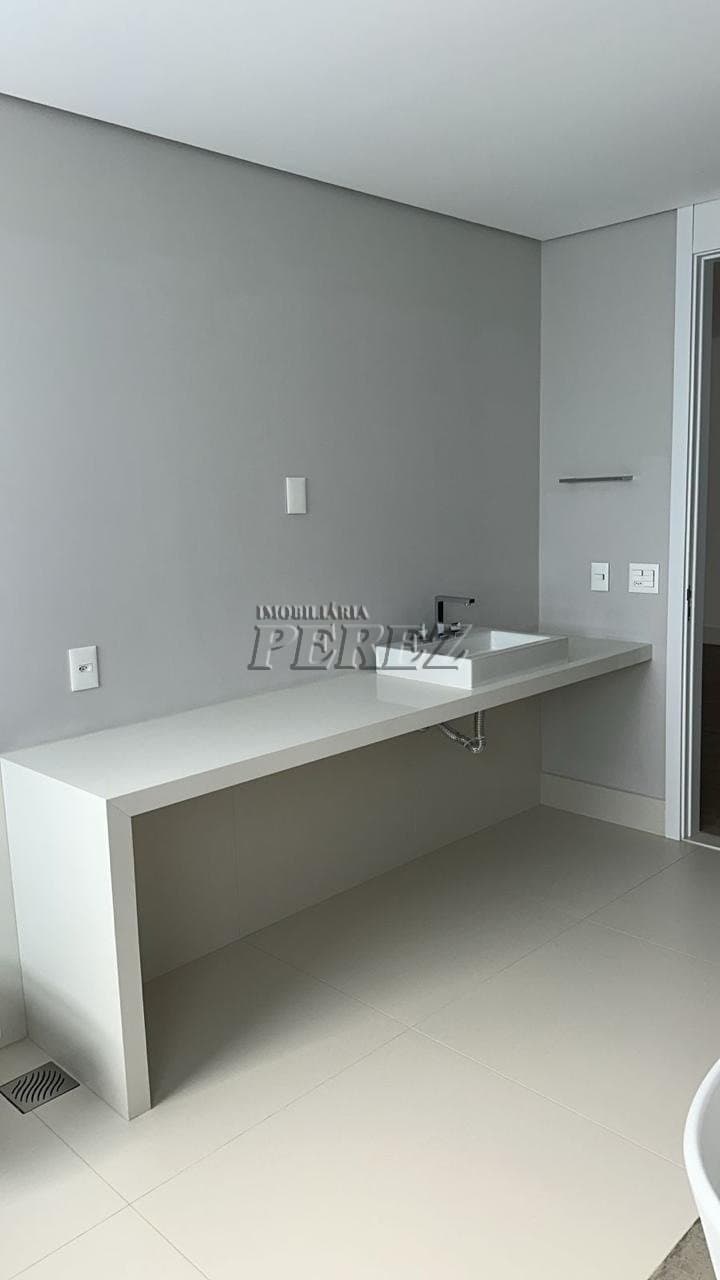 Apartamento à venda. Luxo e Conforto no Bela Suíça: Apartamento com 4 Suítes no Edifício La Torre - Foto 5