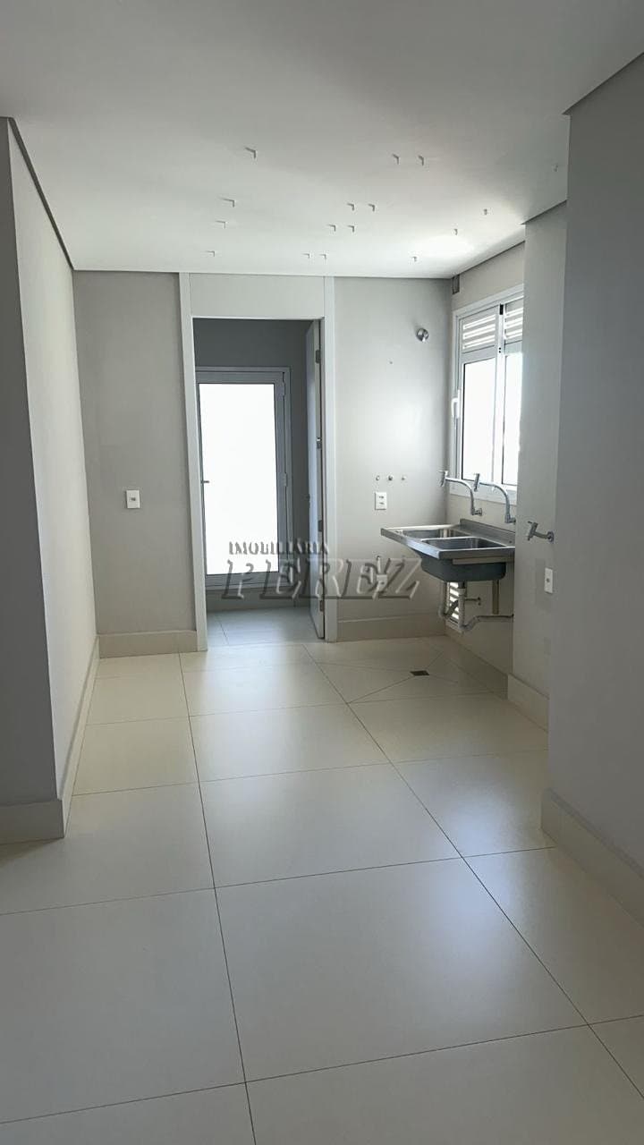 Apartamento à venda. Luxo e Conforto no Bela Suíça: Apartamento com 4 Suítes no Edifício La Torre - Foto 3