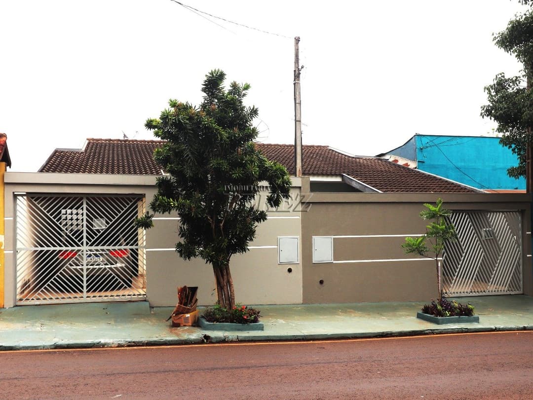 Casa à venda, geminada, na Zona Sul - 3 dormitórios, suíte e churrasqueira para seus melhores momentos! - Foto 1