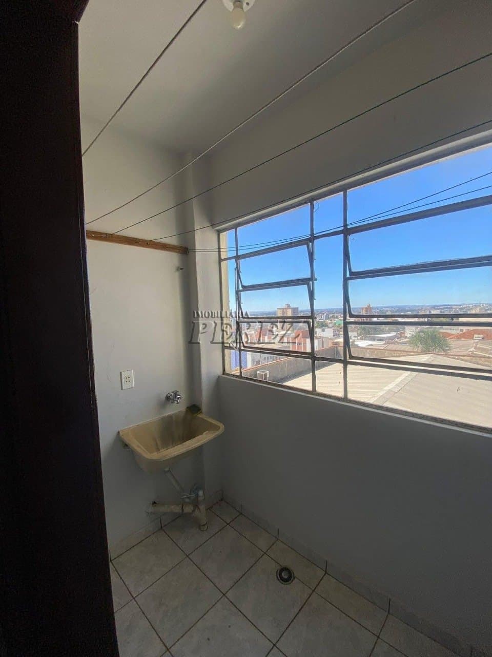 Apartamento a venda e locação no Edifício Canadá - Conforto e praticidade no coração de Londrina! - Foto 3
