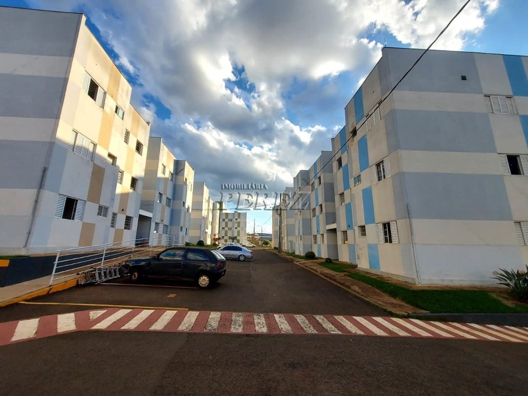 Apartamento à venda com 2 Dormitórios e Permuta por Veículo! 100% - Foto 2