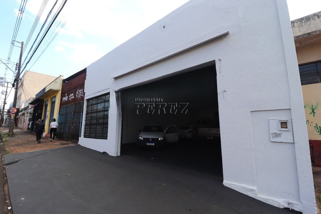 Barracão para alugar na Av Duque de Caxias no centro de Londrina - Foto 1