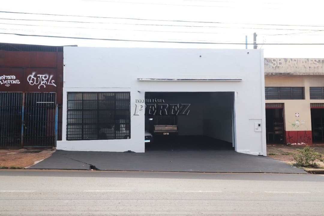 Barracão para alugar na Av Duque de Caxias no centro de Londrina - Foto 0