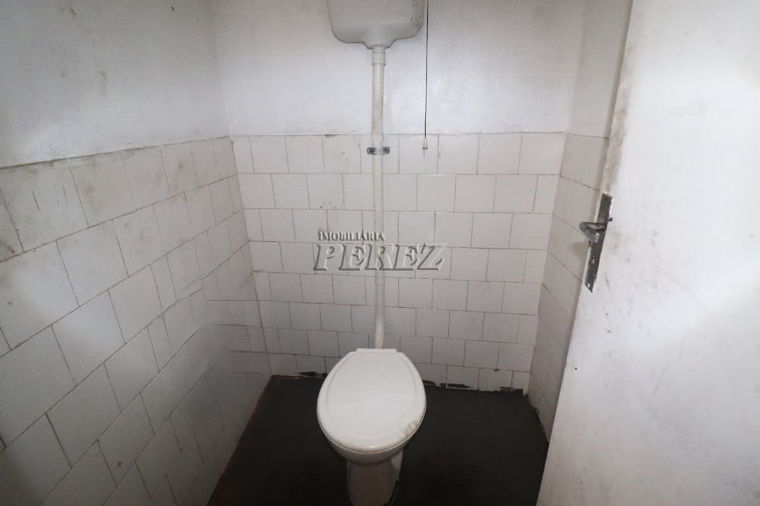 Salão comercial para alugar na Av Jorge Casoni em Londrina - Foto 6