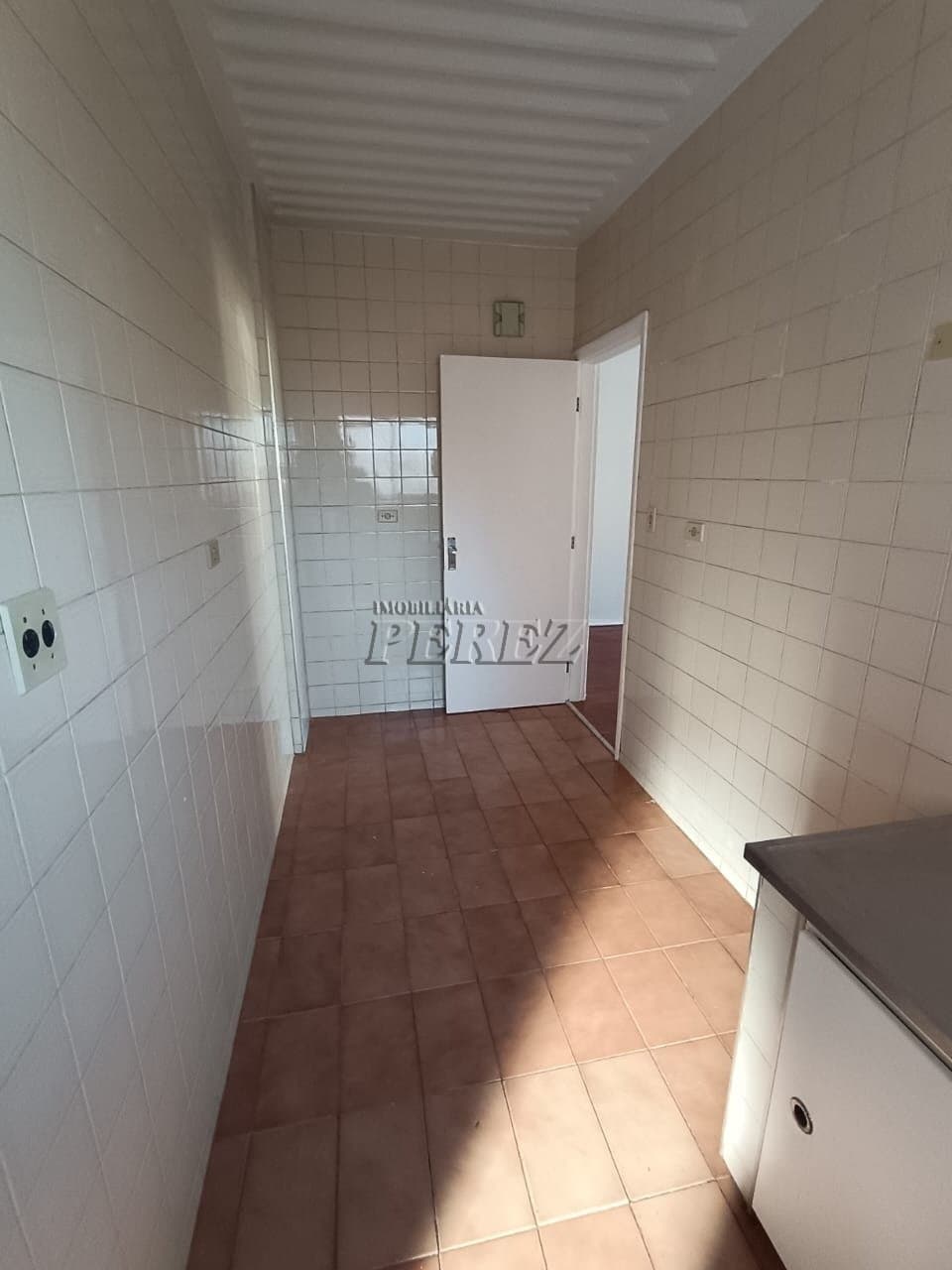 Apartamento no Centro de Londrina, Edifício Regina Izabel - Foto 9