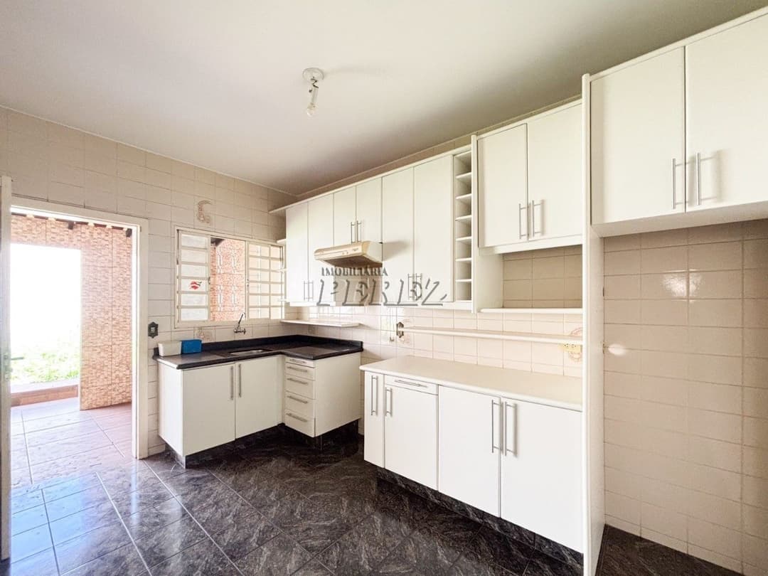 Casa à venda na região norte de Londrina, no Jardim Maria do Carmo. - Foto 8