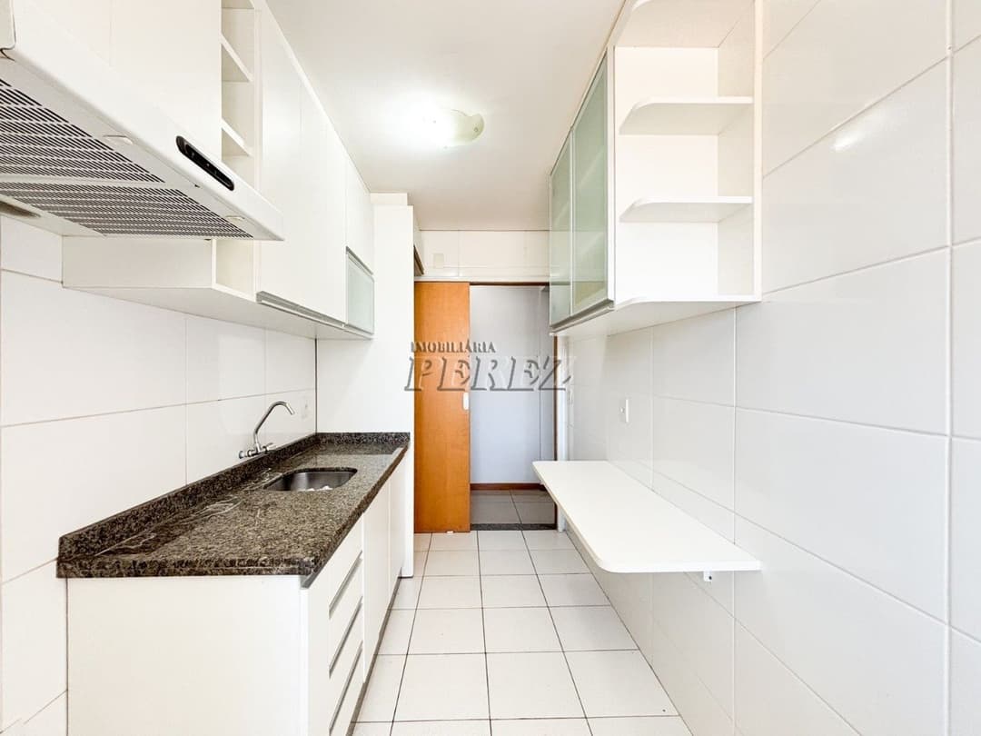 Apartamento à venda Condomínio Onyx Royal Residence na região central de Londrina - Foto 4