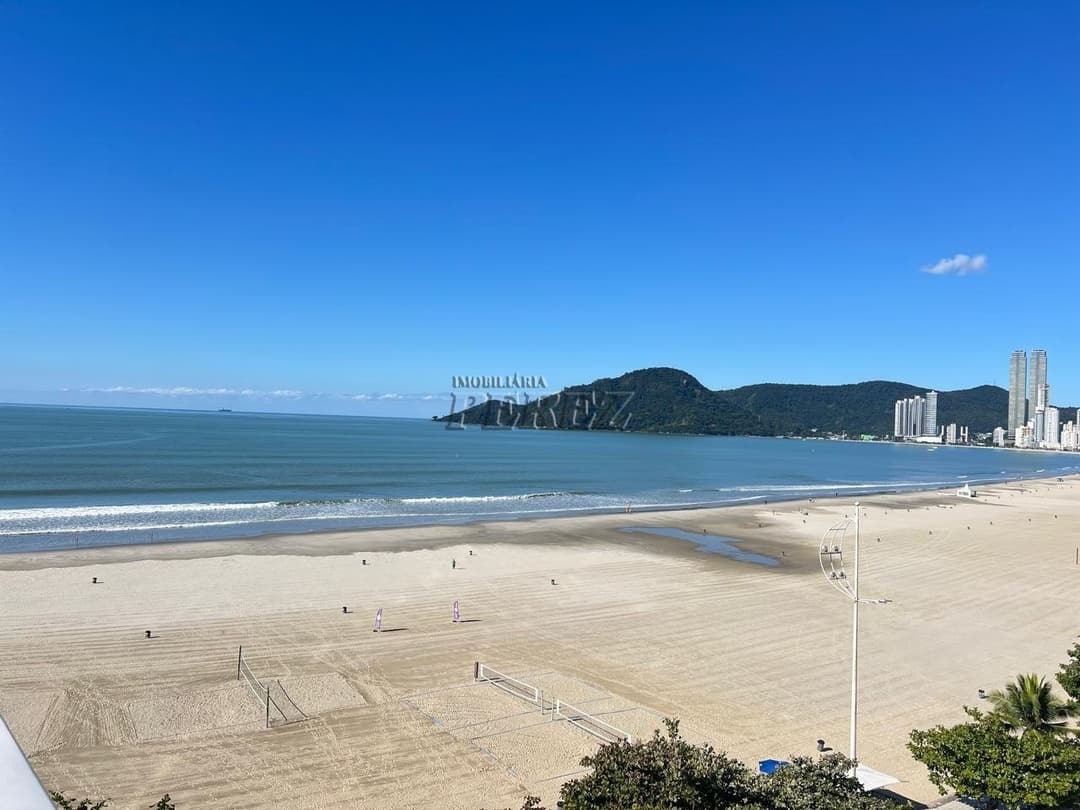Apartamento à venda na Av. Atlântica em Balneário Camboriú - Edifício Marquês de Olinda - Foto 14