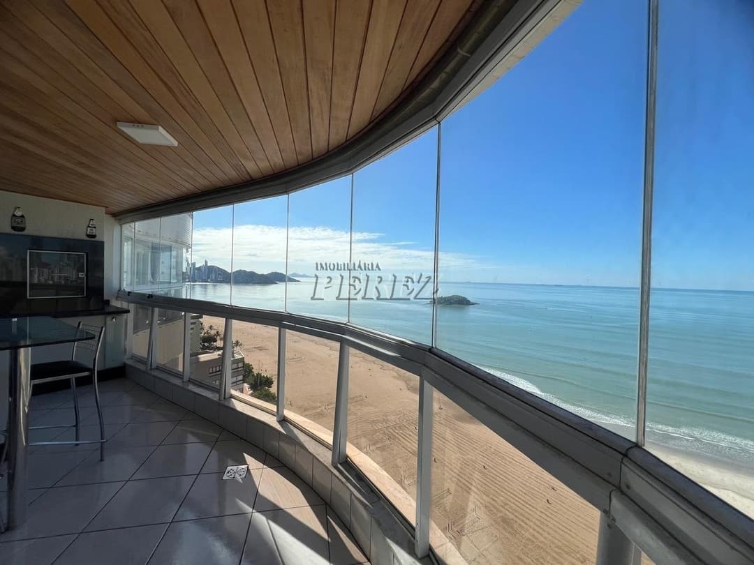 Apartamento à venda na Av. Atlântica em Balneário Camboriú - Edifício Marquês de Olinda - Foto 0