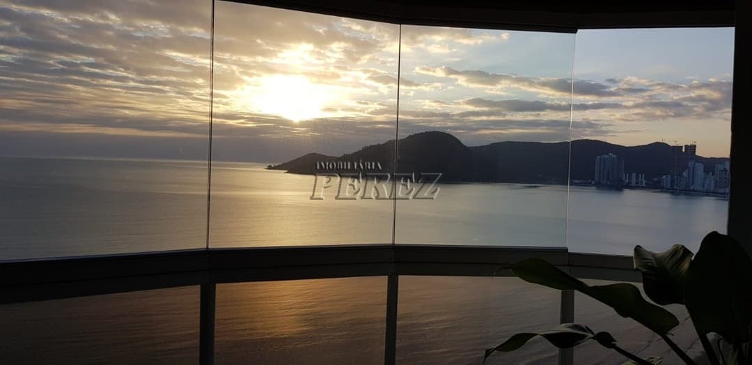 Apartamento à venda na Av. Atlântica em Balneário Camboriú - Edifício Marquês de Olinda - Foto 15