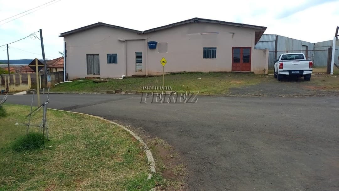 Terreno com construção à venda em Curiúva - Foto 0