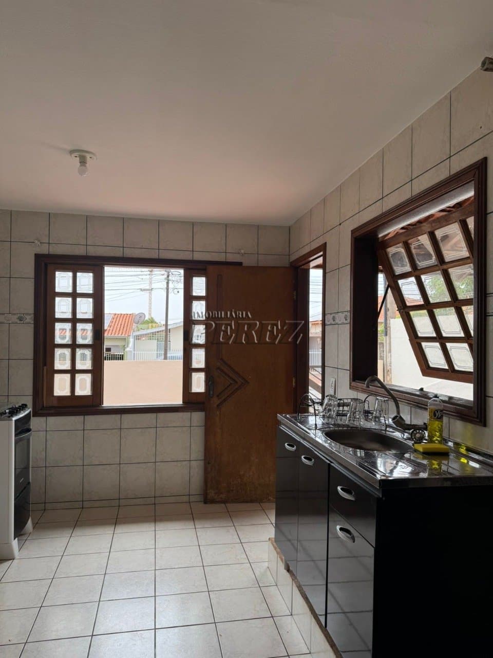 Casa à venda no Jardim Antares na região leste de Londrina - Foto 4