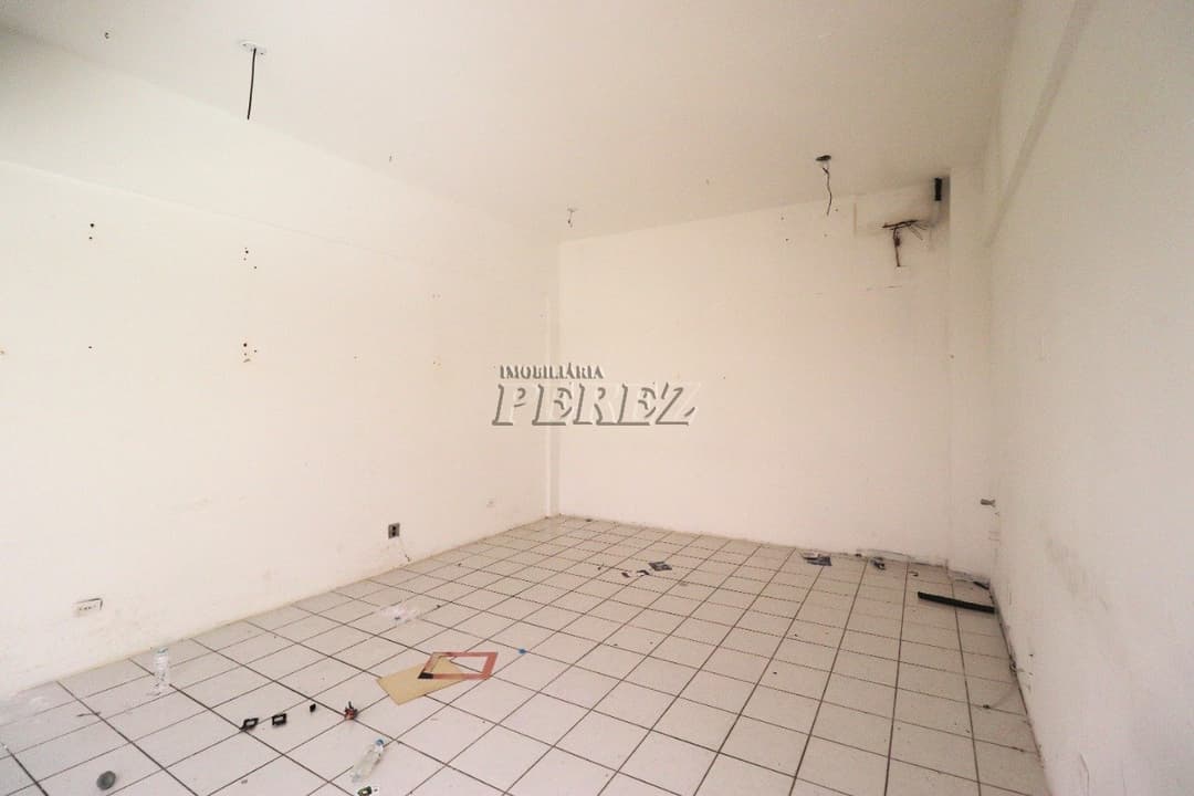 Loja para alugar no Edifício Oscar Fuganti no centro de Londrina - Foto 3