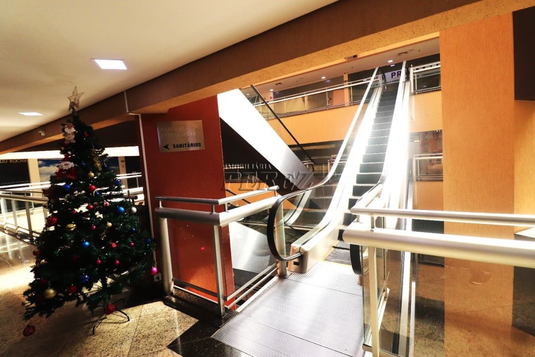 Loja para alugar no Edifício Oscar Fuganti no centro de Londrina - Foto 7