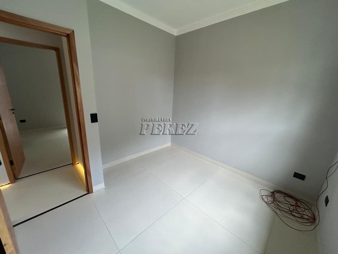 Casa à venda no bairro Aeroporto na região leste de Londrina - Foto 14