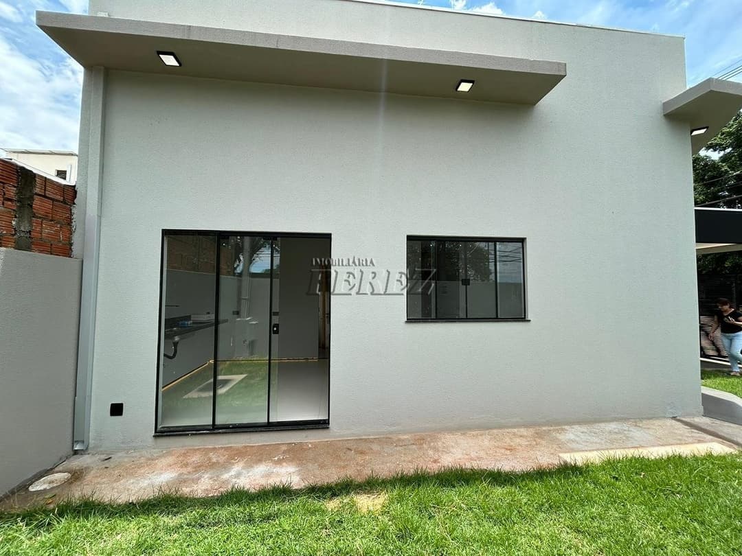 Casa à venda no bairro Aeroporto na região leste de Londrina - Foto 6