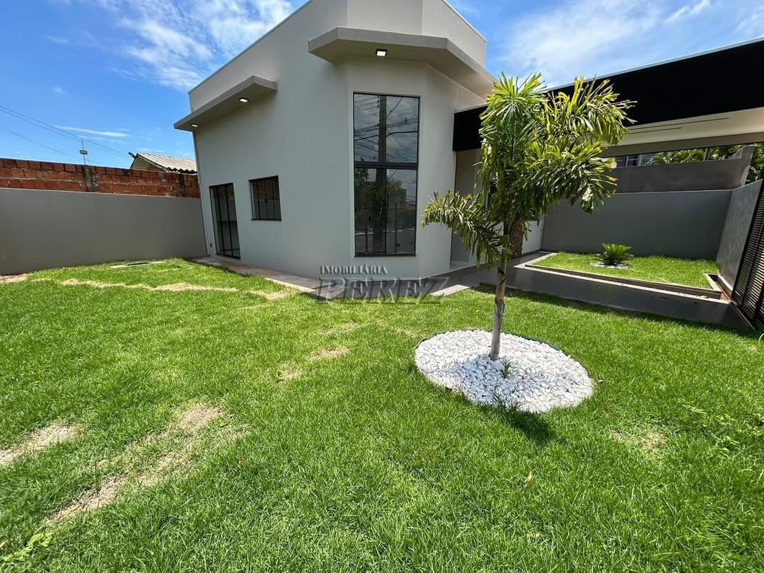 Casa à venda no bairro Aeroporto na região leste de Londrina - Foto 1