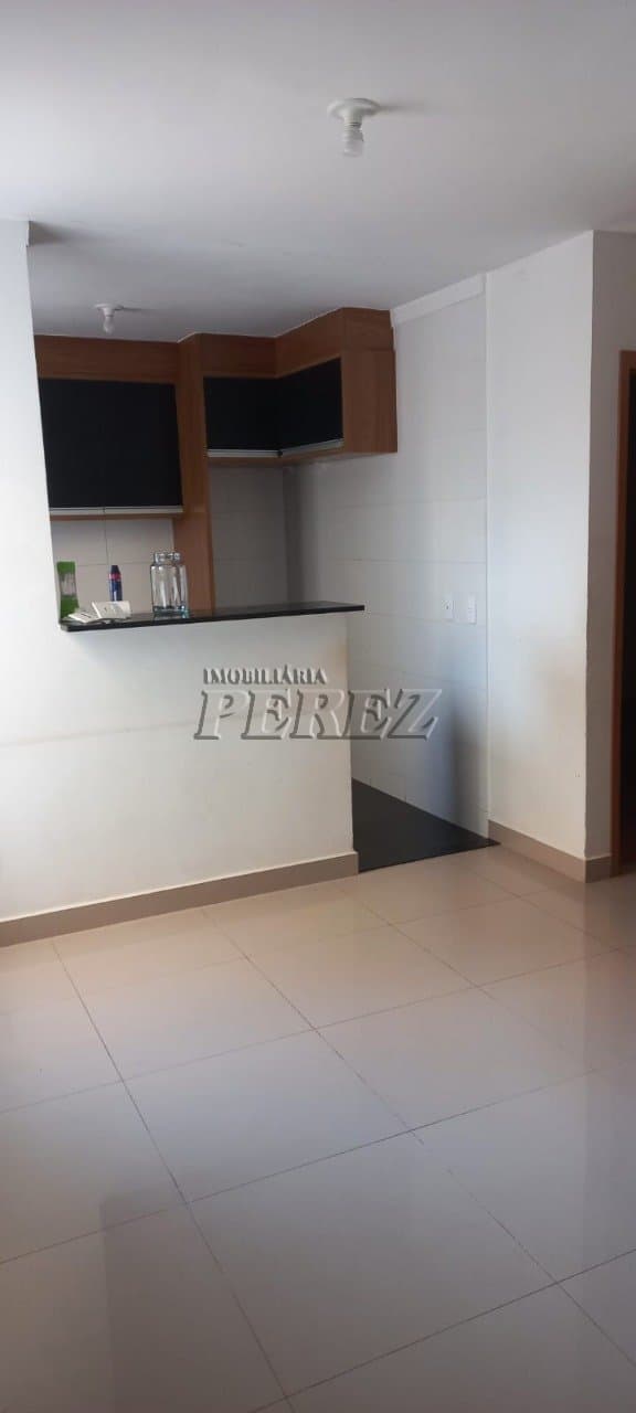 Apartamento à venda no Condomínio Lago di Garda na região leste de Londrina - Foto 2