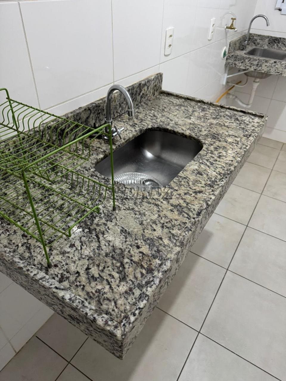 Apartamento à venda no Spazio Lille na região norte de Londrina - Foto 3