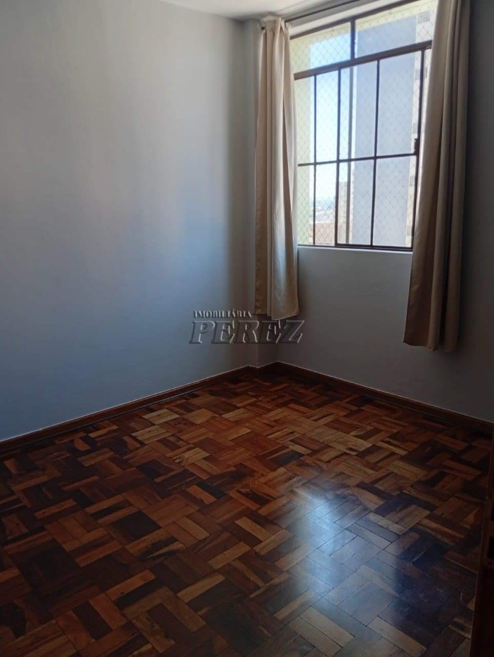 Apartamento à venda no centro de Londrina - Edifício Centro Comercial - Foto 2