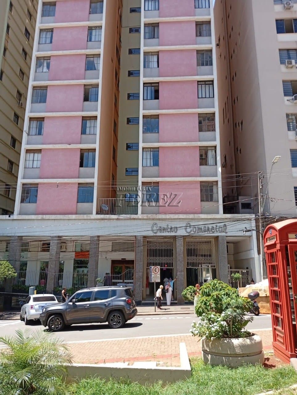 Apartamento à venda no centro de Londrina - Edifício Centro Comercial - Foto 0