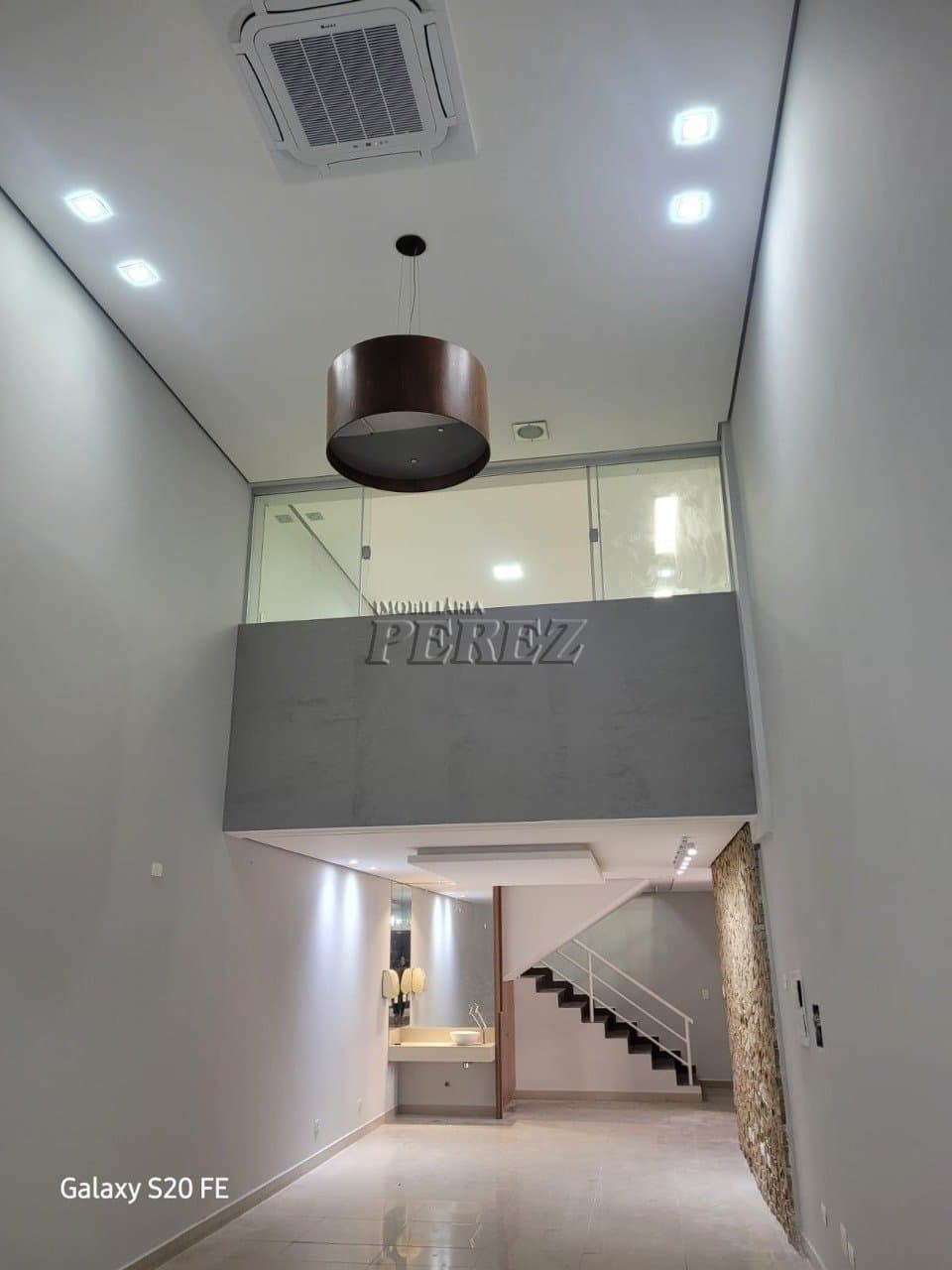 Loja Comercial para alugar no São Paulo Towers na Rua Piauí no centro de Londrina - Foto 1