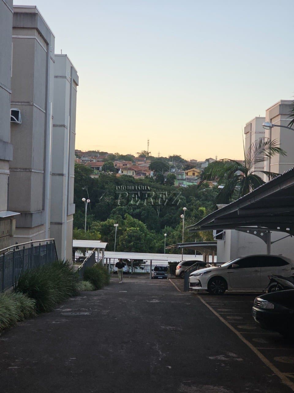 Apartamento no Residencial Parque Lisboa na região norte de Londrina - Foto 34