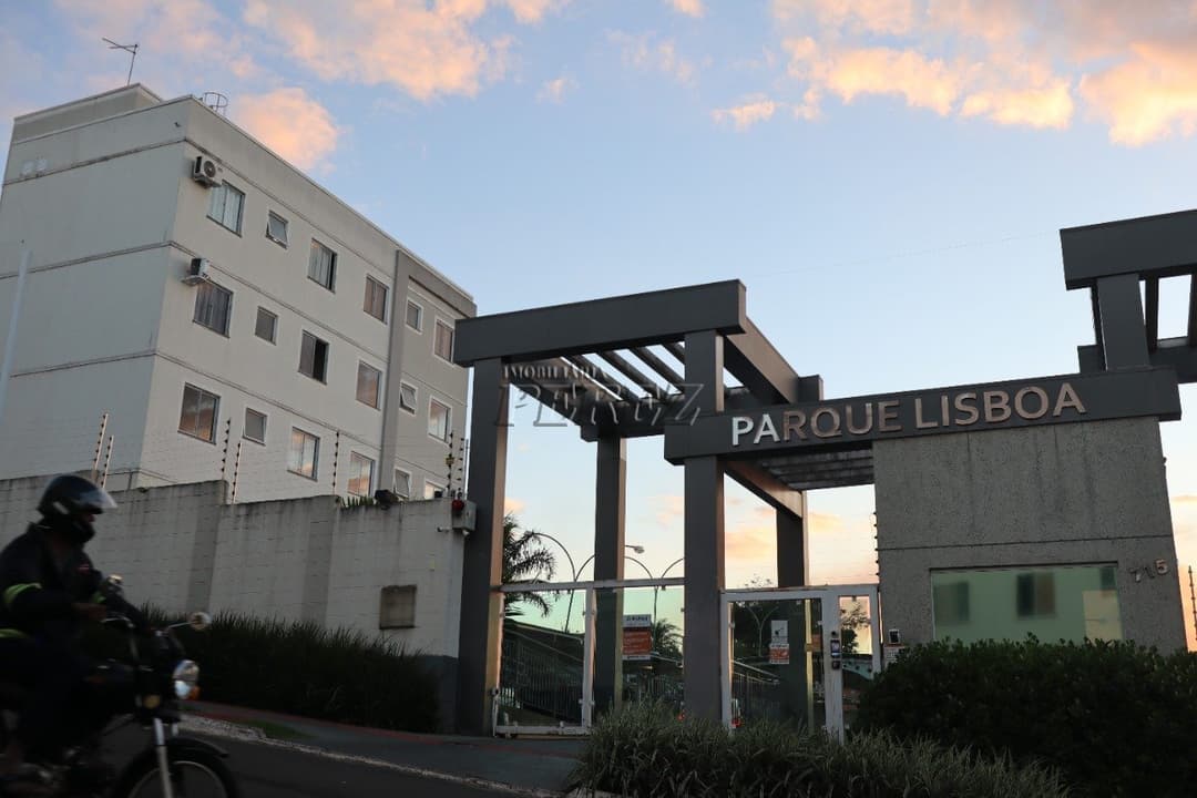 Apartamento no Residencial Parque Lisboa na região norte de Londrina - Foto 1