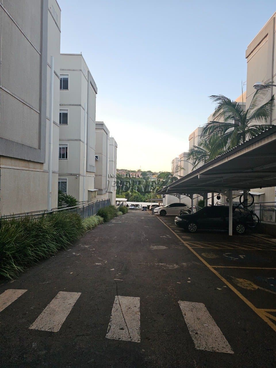 Apartamento no Residencial Parque Lisboa na região norte de Londrina - Foto 29