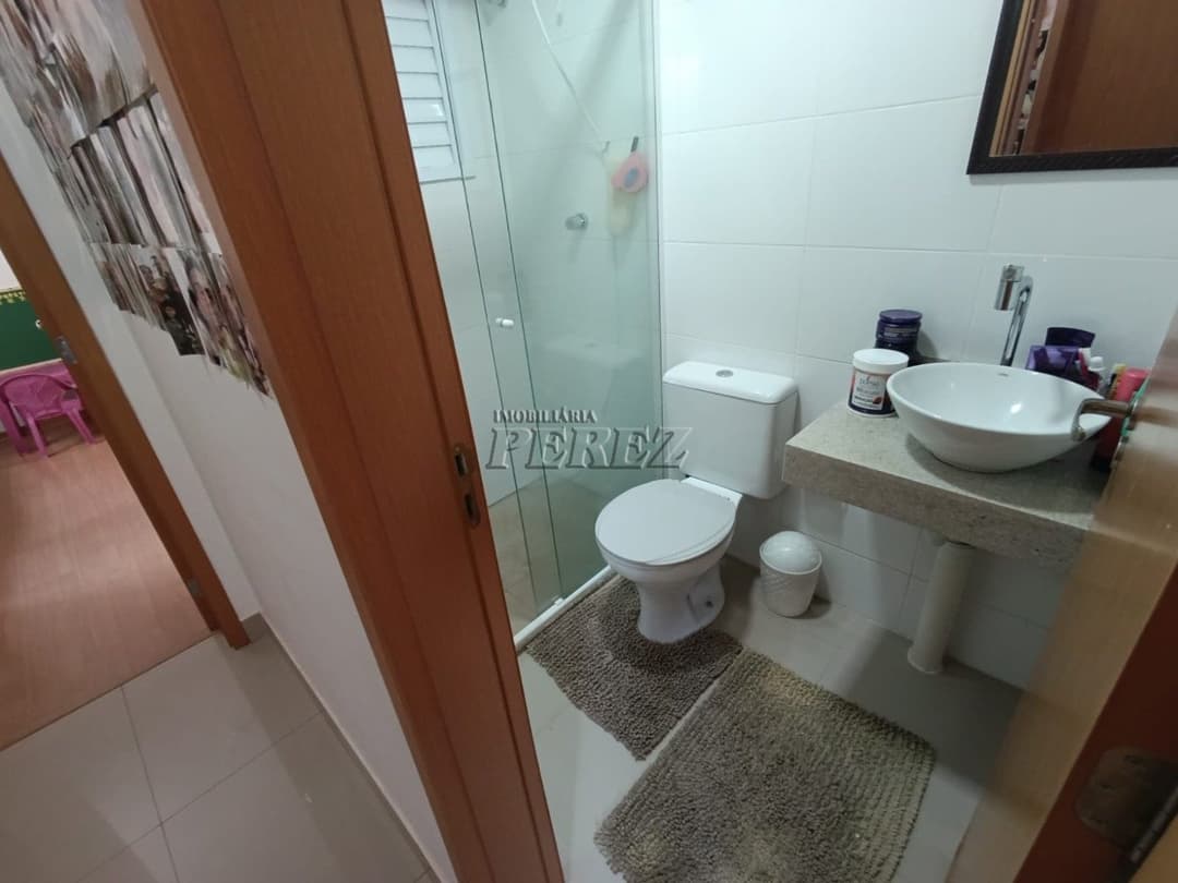Apartamento à venda no Condomínio Lagoa Dourada na região leste de Londrina - Foto 6