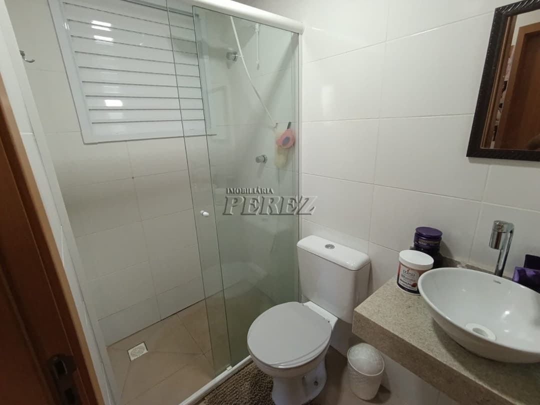 Apartamento à venda no Condomínio Lagoa Dourada na região leste de Londrina - Foto 7