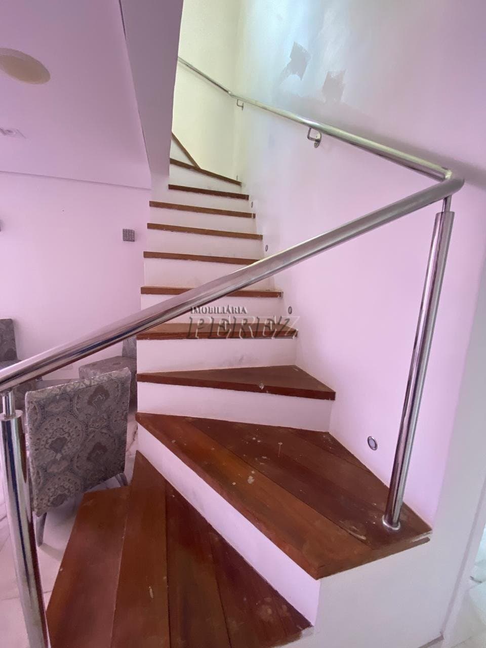 Apartamento duplex à venda no Residencial Carnaúba na região central de Londrina - Foto 16