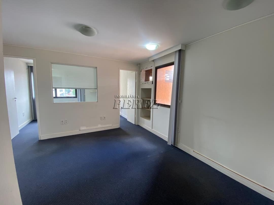 Sala Comercial à venda no Edifício Oscar Fuganti na região central de Londrina - Foto 7