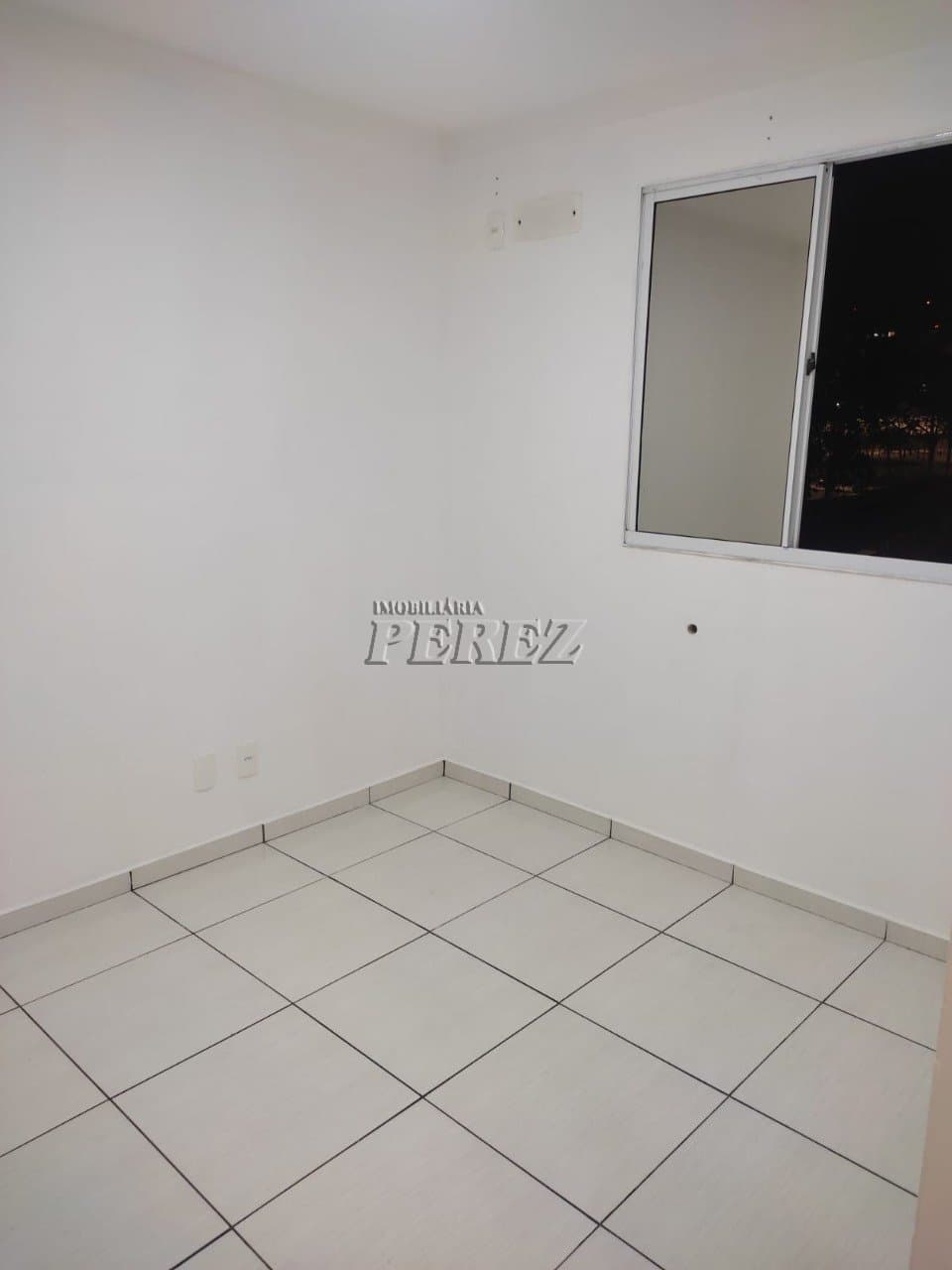 Apartamento à venda no Condomínio Lagoa Santa na região leste de Londrina - Foto 9