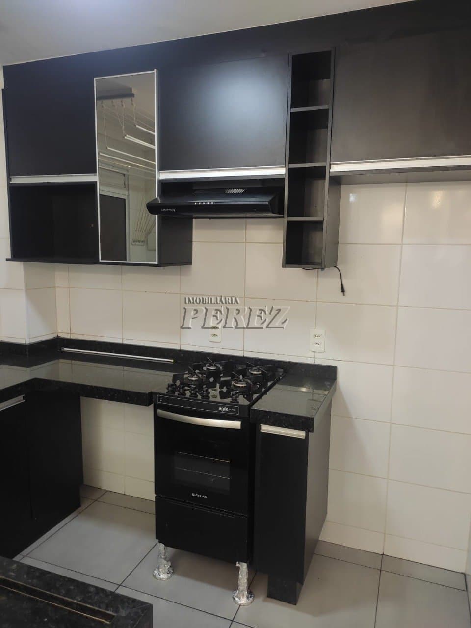 Apartamento à venda no Condomínio Lagoa Santa na região leste de Londrina - Foto 6