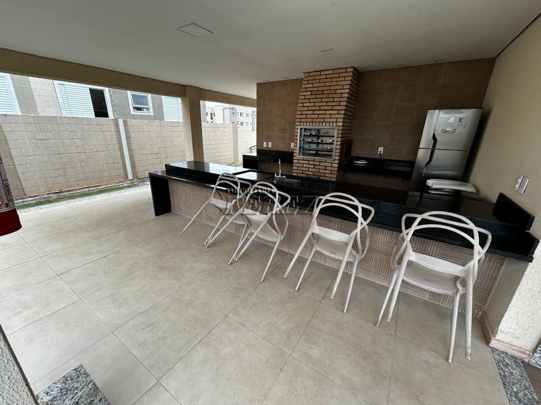 Apartamento à venda no Condomínio Laguna Málaga na região leste de Londrina - Foto 18