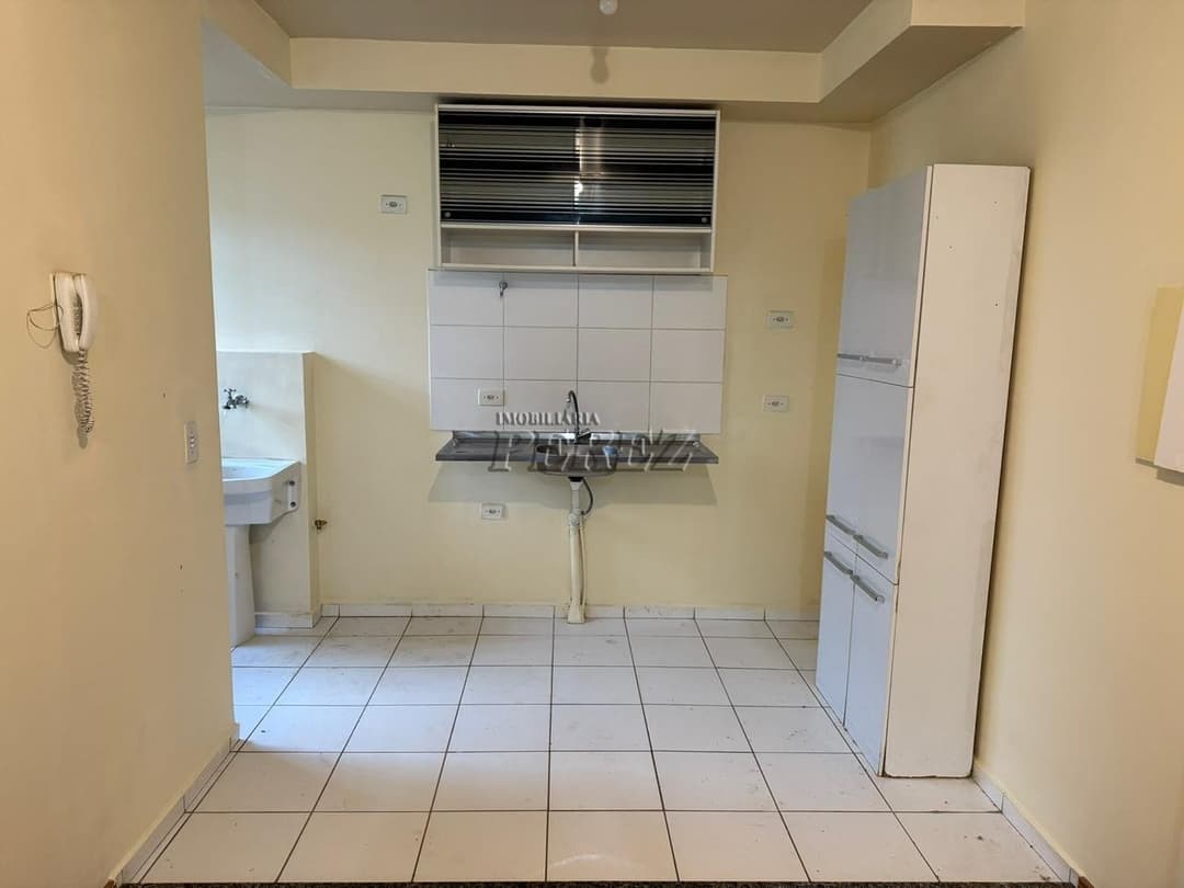 Apartamento à venda no Condomínio Residencial Vila dos Ipês na região norte de Londrina - Foto 2