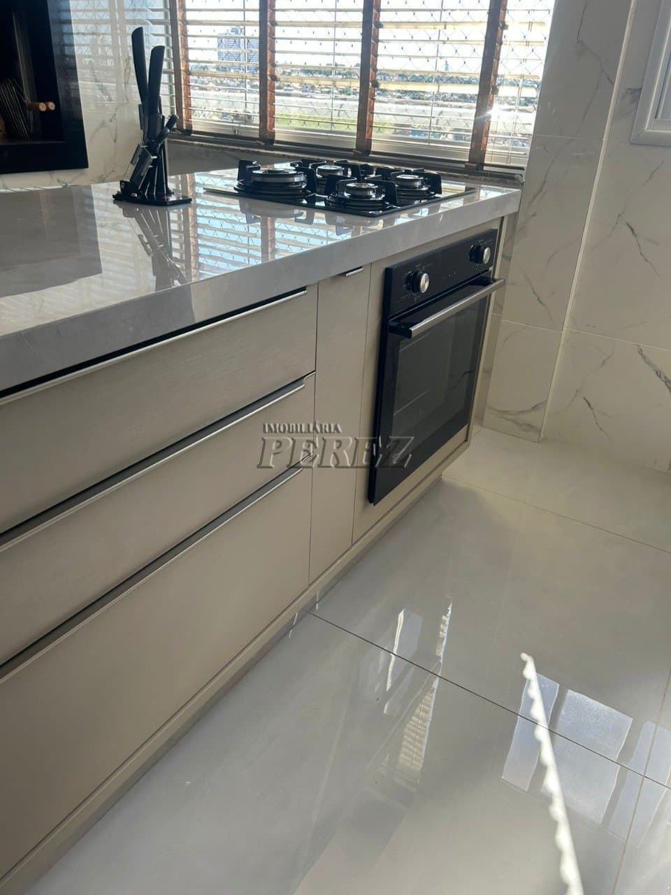 Apartamento mobiliado à venda no Residencial Sunset Faria Lima na região sul de Londrina - Foto 4