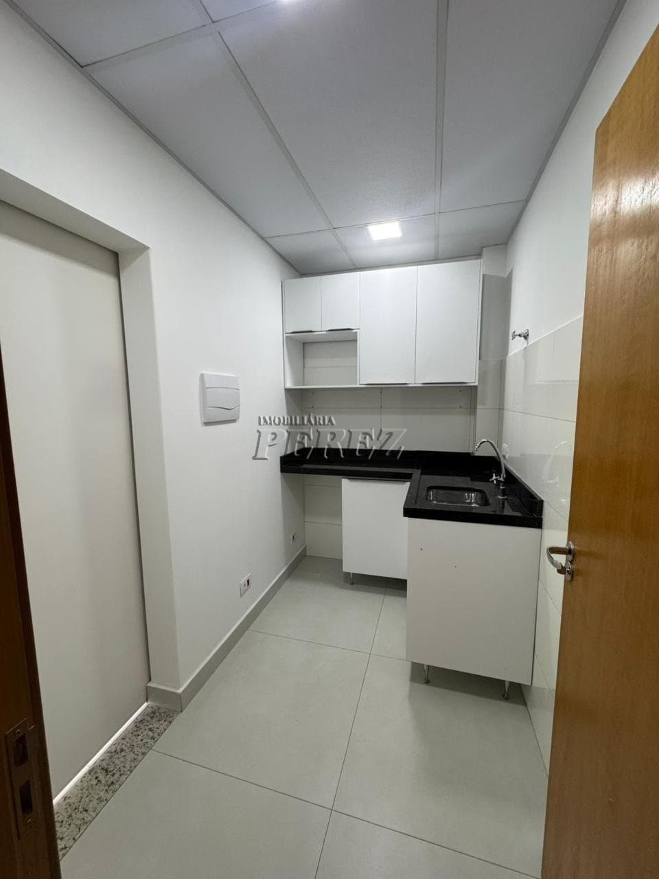 Sala para alugar no centro de Londrina, na Rua Alagoas. - Foto 4